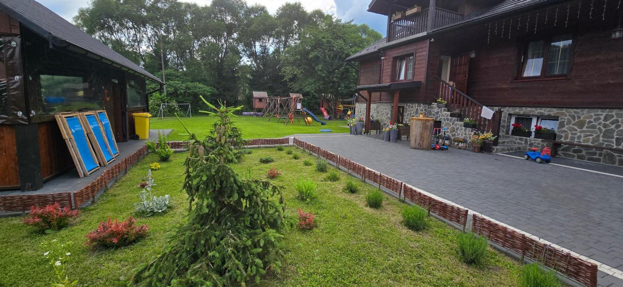 RopienkaJastrzab公寓 外观 照片